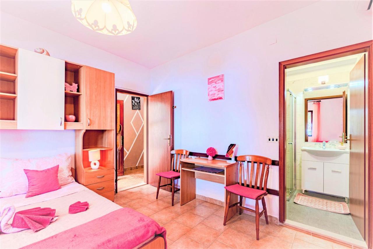 Beachfront Apartments Kate Orebić Zewnętrze zdjęcie