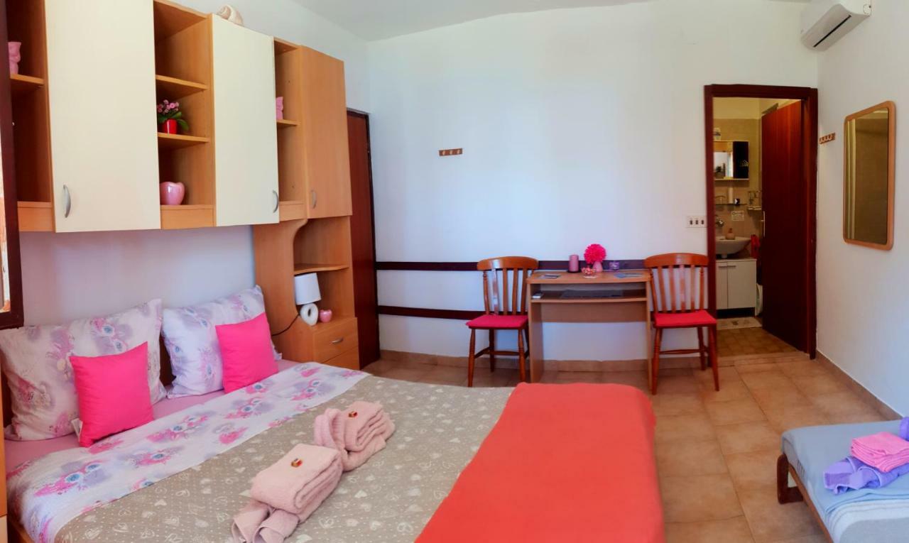 Beachfront Apartments Kate Orebić Zewnętrze zdjęcie